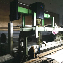 30 Conjuntos Usados ​​145 Cm Velvet Loom Machine à venda